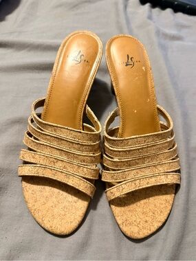 Life Stride Tan Cork-Textured Multi-Strap Slide Heels